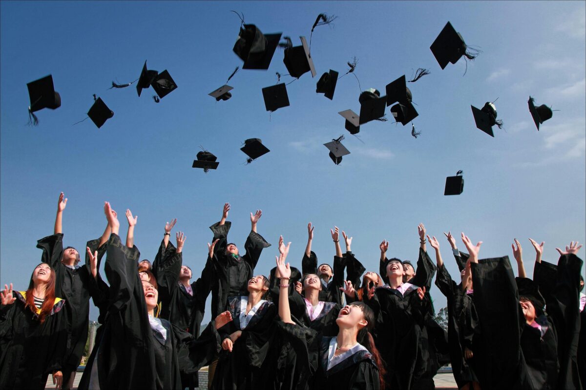 high school students graduating